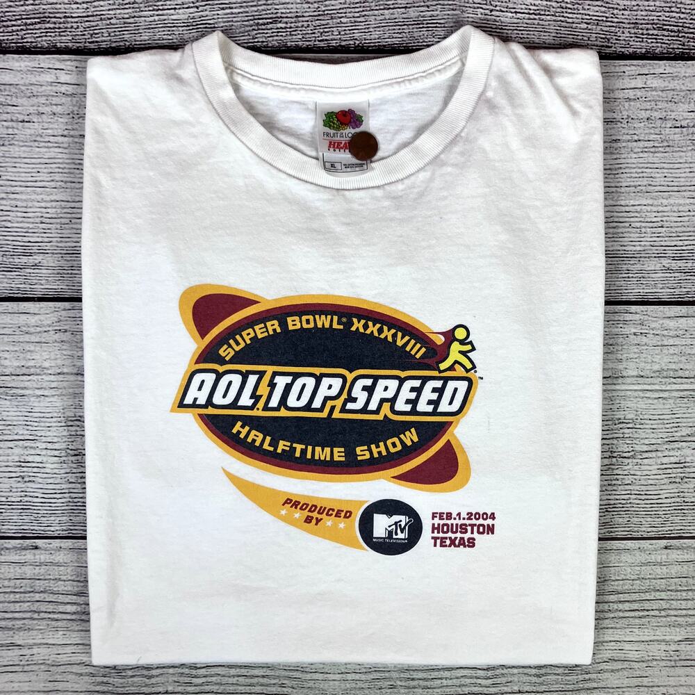 Vintage 2004 Superbowl XXXVIII MTV Halftime Show T-shirt